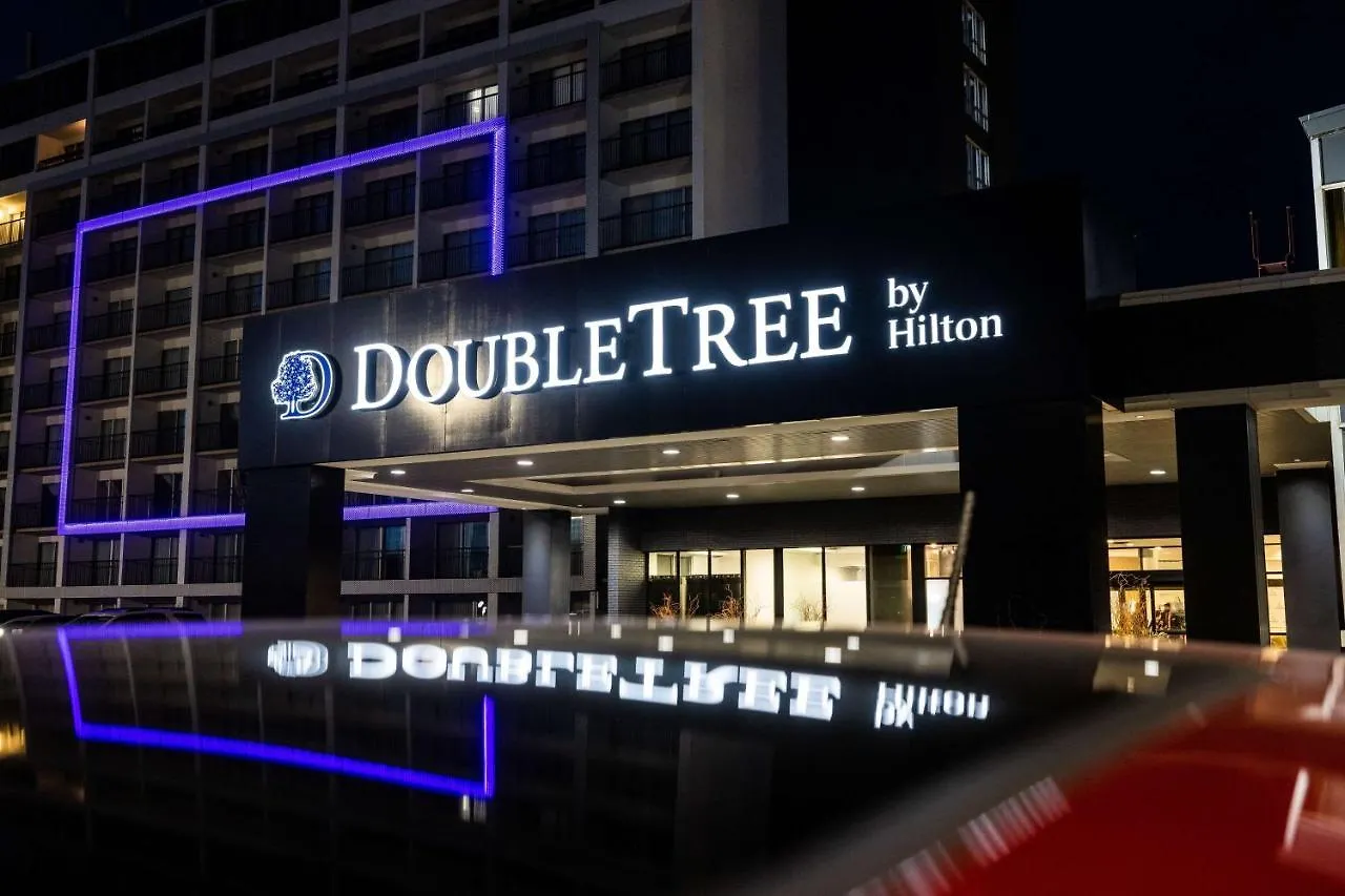 Doubletree By Hilton Calgary North Hotel