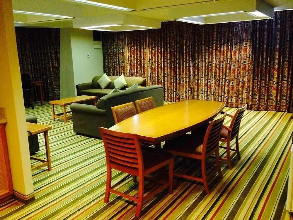 ****  Doubletree By Hilton Calgary North Hotel Canada