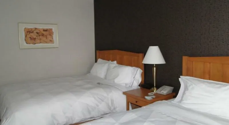 Doubletree By Hilton Calgary North Hotel